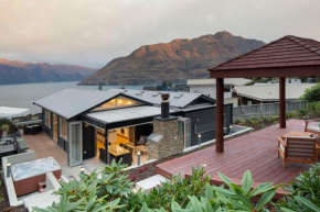 Mountain Vista - recently renovated beautiful home with spa pool Queenstown